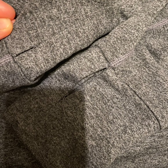 Vuori halo essential hoodie charcoal gray size S - Picture 10 of 10